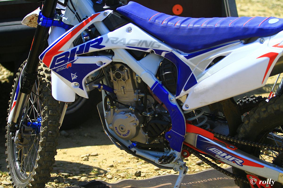 BHRBenelux.com 250R Enduro 6